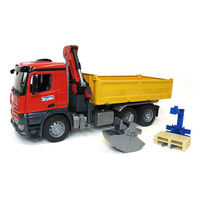 Truck cu macaraua și accesorii Mercedes Benz Arocs, cod 42300