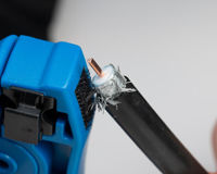 купить Инструмент для зачистки коаксиальных кабелей RG59, RG6, RG7, RG11 в Кишинёве 