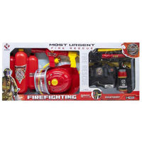 Игрушка New World F001 Игровой набор пожарного (одежда, шлем, значок), с подсветкой, 632047