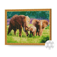 Картина по номерам Art Gallery QB201137 Mozaic cu diamante patrate 40x50cm Familia de elefanti