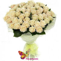 купить Букет из 35 кремовой розы 40 см в Кишинёве