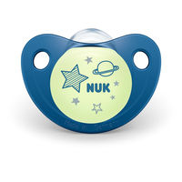 Пустышка ортодонтическая ночная силиконовая NUK Night&Day (0-6 меc)