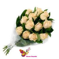 Милый букет из  Кремовых роз Ecuador 60-70СМ