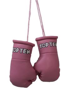 Мини-боксерскими перчатками 