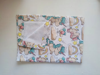 Непромокаемая пелёнка Pampy 50*70 Unicorn 