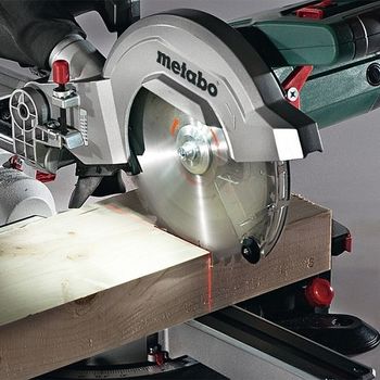 Торцовочная пила Metabo KS 305 M 