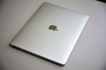 Apple MacBook Pro 13" (M2017) i5 2.3GHZ/8GB/128GB (C) 