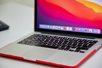 Apple MacBook Pro 13" A1502 (Late 2013) i5 2.6GHZ/16GB/128GB (Grade C) 