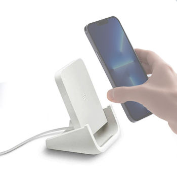 Adaptor incarcator Logitech Wireless charging stand for iPhone, iPhone - up to 7.5W, Qi-compatible smartphones - 5W, 939-001630 (charger)