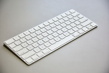 Apple Magic Keyboard 2 White (B) 