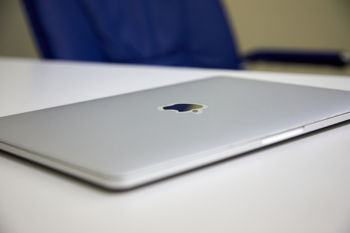 Apple MacBook Pro 13" (M2017) i5 2.3GHZ/8GB/256GB (B) 