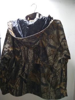 Costum pentru pescuit, camuflaj 