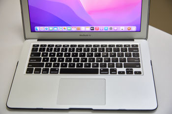 Apple MacBook Air 13" A1466 (Early 2015) Intel Core i7/8GB/128GB (Grade C) 