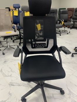 Офисное кресло 6768 сетка (черное) 