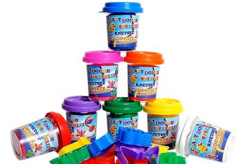 Set creativ cu plastilina 8 buc 