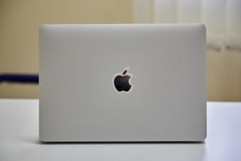 Apple MacBook Pro 13" (M2017) i5 2.3GHZ/8GB/256GB (C) 