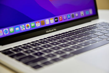 Apple MacBook Pro 13" (M2017) i5 2.3GHZ/8GB/256GB (C) 