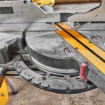 купить АККУМУЛЯТОРНАЯ ТОРЦОВОЧНАЯ ПИЛА DEWALT DCS781N-XJ в Кишинёве 