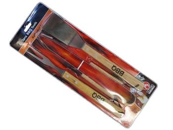 Instrumente pentru gratar BBQ 3unit (spatula, furculita, cleste) maner din lemn 