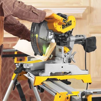 ТОРЦОВОЧНАЯ ПИЛА DEWALT DWS780 