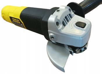 УГЛОВАЯ ШЛИФМАШИНА STANLEY FATMAX FME822KA 