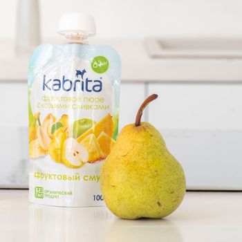 Piure-smoothie din fructe și frișcă Kabrita, 100g 