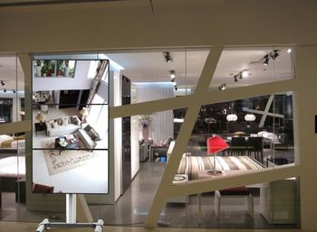 Mobile Stand for Displays  Reflecta Video Wall TV Stand 55T; 45-55"; max. VESA 600x400; max 3x 50kg 