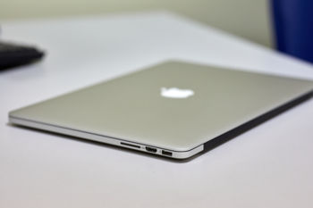 Apple MacBook Pro 15" A1398 E2013/ i7 2.7GHZ/16GB/512GB (DG) (C) 