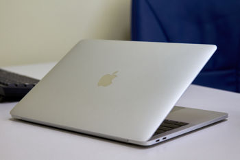 Apple MacBook Pro 13" (M2017) i5 2.3GHZ/8GB/128GB (C) 