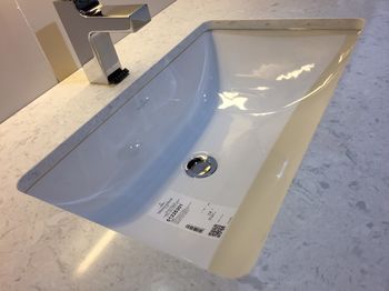 Lavoar sub blat  oval Villeroy & Boch Lunea 