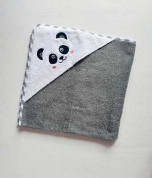 Prosop pentru baie cu gluga Grey Panda  80*80 cm Pampy 