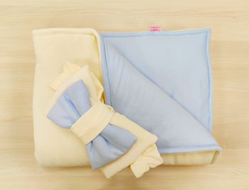 Конвертик-одеялко 100*80 см Велюровый молочный c голубым 