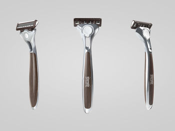 Wilkinson Sword Quattro Titanium Vintage Edition  4 Blades + 1 Razor 