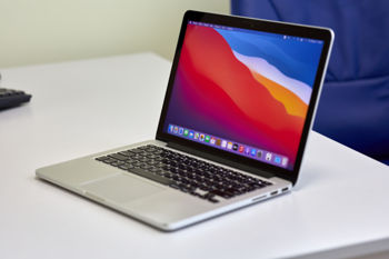 Apple MacBook Pro 13" A1502 (Mid 2014) i5 2.6GHZ/8GB/256GB (Grade C) 