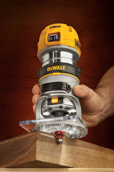 купить Фрезер кромочный DeWALT D26200 в Кишинёве 