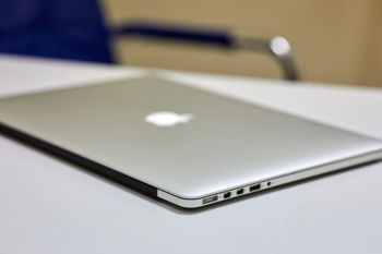 Apple MacBook Pro 15" A1398 E2013/ i7 2.7GHZ/16GB/512GB (DG) (C) 