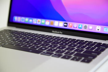 Apple MacBook Pro 13" (M2017) i5 2.3GHZ/8GB/128GB (C) 