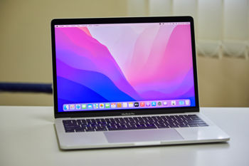 Apple MacBook Pro 13" (M2017) i5 2.3GHZ/8GB/256GB (B) 