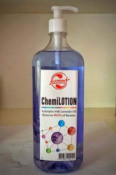 Dezinfectant 1 L cu dozator GEL 