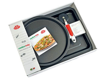 Set Ballarini Cookin'Italy: 2 forme pizza, cutit, recete 