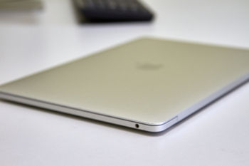 Apple MacBook Pro 13" (M2017) i5 2.3GHZ/8GB/128GB (C) 
