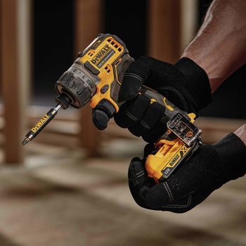 ШУРУПОВЁРТ ИМПУЛЬСНЫЙ DEWALT DCF601D2 