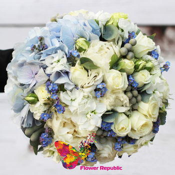 купить Букет невесты в небесно голубой цветовой гамме в Кишинёве 
