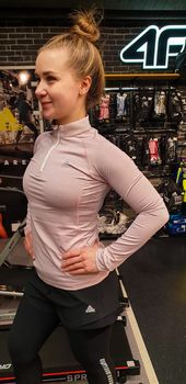 купить Лонгслив HALF ZIPPER SWEATER FW601048  Y719 в Кишинёве 