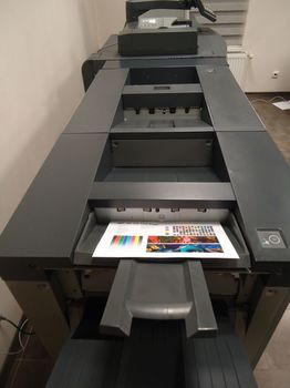 Konica Minolta bizhub PRO C6501 - цветная печатная машина 