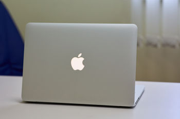 Apple MacBook Pro 13" A1502 (Mid 2014) i5 2.6GHZ/8GB/256GB (Grade C) 