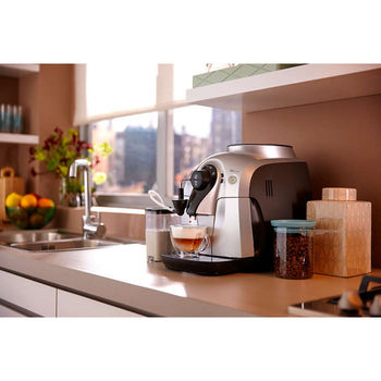 cumpără Espressor automat Philips HD8652/59, 1l, 1400W, Carafa cu sistem spumare automata a laptelui, Rasnite 100% ceramice, 15 bar, Argintiu în Chișinău 