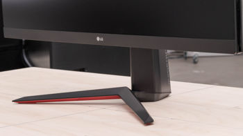 купить 31.5" LG 32GN650-B, Black, VA, 2560x1440,165Hz,FreeSync+GSync,1ms,350cd,HDR,MegaDCR,HDMI+DP,Pivot в Кишинёве 