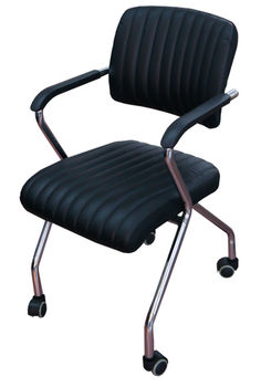 купить Черный стул для конференций с подлокотниками на колесах в Кишинёве 