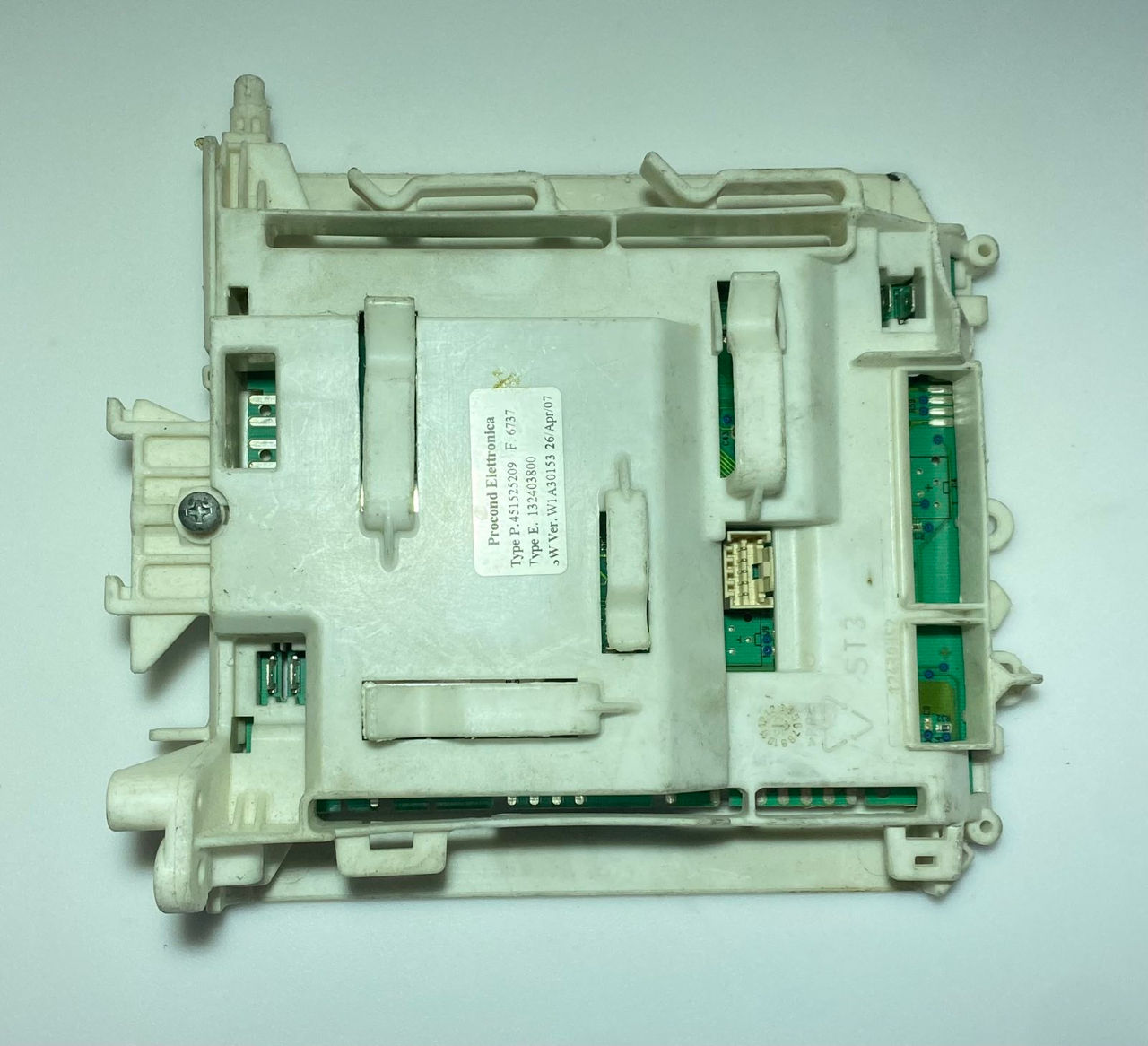 Модуль (Плата) для стиральной машины Electrolux Zanussi Б/У 451525209  132403800 W1A30153 в наличии купить от fortuna-service.md быстро с  доставкой по Кишиневу и Молдове в price.md